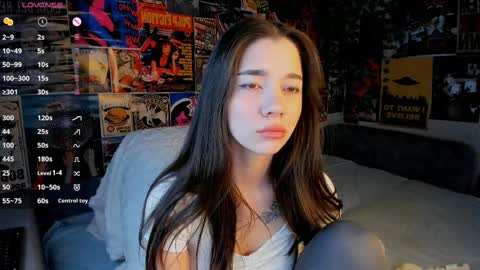 Emely  online show from March 8, 2025, 9:08 pm