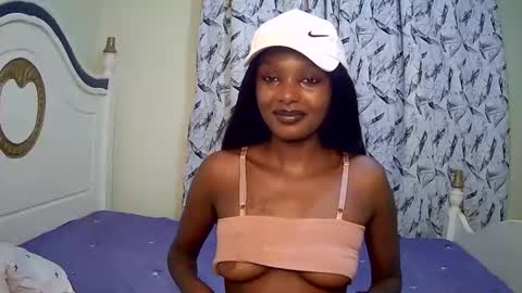 sheery online show from March 4, 2025, 9:40 am