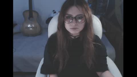 flor3citarockera online show from June 13, 2026, 7:34 pm