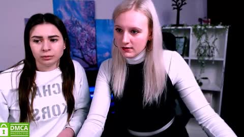 Snapshot of flora_ri chatting on January 16, 2025, 10:32 am just ask me online show from January 16, 2025, 10:32 am