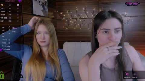 Snapshot of flora_ri chatting on January 28, 2025, 2:43 am just ask me online show from January 28, 2025, 2:43 am