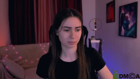 Snapshot of flora_ri chatting on January 30, 2025, 8:53 pm just ask me online show from January 30, 2025, 8:53 pm