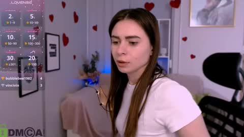 Snapshot of flora_ri chatting on March 4, 2025, 2:10 pm just ask me online show from March 4, 2025, 2:10 pm