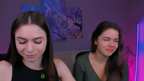 Snapshot of flora_ri chatting on December 4, 2025, 10:13 am just ask me online show from December 4, 2025, 10:13 am