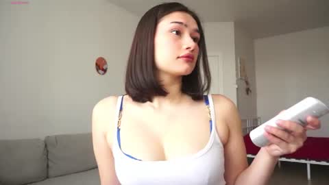 Viola online show from June 29, 2026, 5:03 am