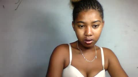 Snapshot of florencia011 chatting on March 12, 2025, 8:19 am florencia011 online show from March 12, 2025, 8:19 am