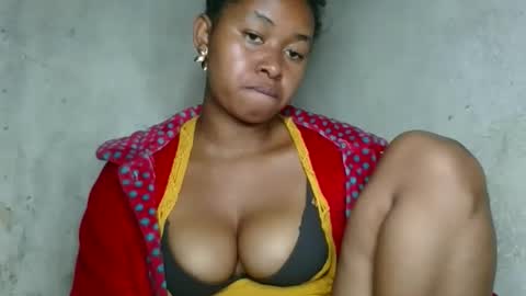 Snapshot of florencia011 chatting on October 31, 2025, 12:33 am florencia011 online show from October 31, 2025, 12:33 am