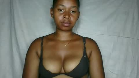 Snapshot of florencia011 chatting on November 22, 2025, 1:21 pm florencia011 online show from November 22, 2025, 1:21 pm