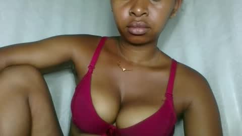 Snapshot of florencia011 chatting on December 3, 2025, 8:07 pm florencia011 online show from December 3, 2025, 8:07 pm