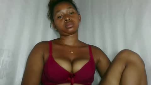 Snapshot of florencia011 chatting on December 4, 2025, 8:12 am florencia011 online show from December 4, 2025, 8:12 am