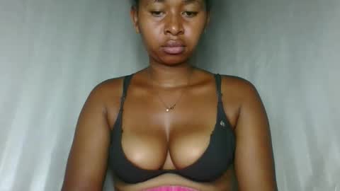 Snapshot of florencia011 chatting on December 18, 2025, 9:43 pm florencia011 online show from December 18, 2025, 9:43 pm