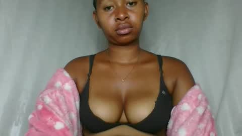 Snapshot of florencia011 chatting on December 22, 2025, 6:16 pm florencia011 online show from December 22, 2025, 6:16 pm