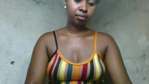 Snapshot of florencia011 chatting on February 1, 2026, 6:12 am florencia011 online show from February 1, 2026, 6:12 am