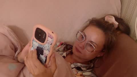 Snapshot of flowercandydoll chatting on July 9, 2026, 2:43 pm say meow and send tip online show from July 9, 2026, 2:43 pm