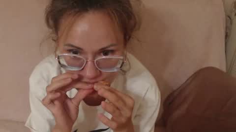 Snapshot of flowercandydoll chatting on July 20, 2026, 4:20 pm say meow and send tip online show from July 20, 2026, 4:20 pm