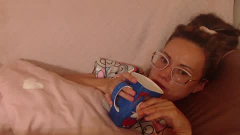 Snapshot of flowercandydoll chatting on July 24, 2026, 10:30 pm say meow and send tip online show from July 24, 2026, 10:30 pm