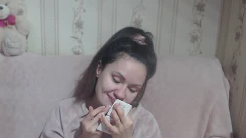 say meow and send tip  online show from March 11, 2026, 8:42 am