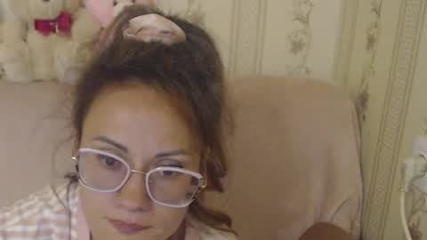 Snapshot of flowercandydoll13 chatting on June 1, 2026, 12:18 pm say meow and send tip online show from June 1, 2026, 12:18 pm