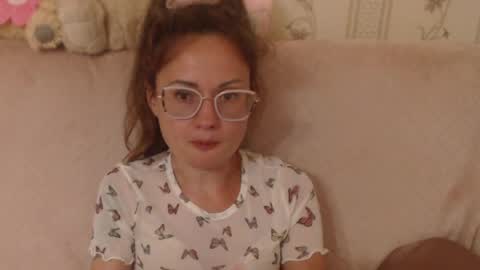 Snapshot of flowercandydoll13 chatting on June 5, 2026, 5:40 pm say meow and send tip online show from June 5, 2026, 5:40 pm