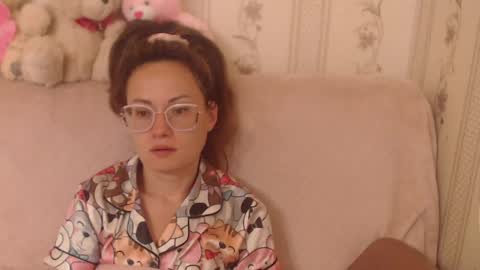Snapshot of flowercandydoll13 chatting on June 8, 2026, 8:58 am say meow and send tip online show from June 8, 2026, 8:58 am