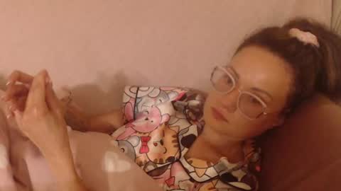 Snapshot of flowercandydoll13 chatting on June 8, 2026, 9:04 pm say meow and send tip online show from June 8, 2026, 9:04 pm