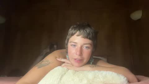 Flowergirl online show from December 9, 2024, 3:50 am