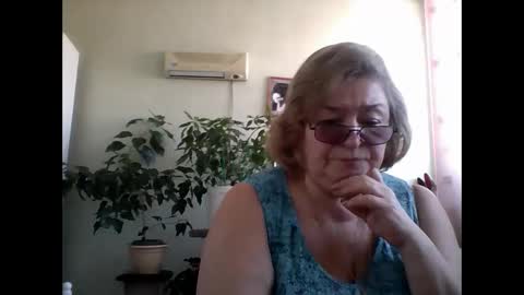 Flowerlower online show from February 20, 2025, 8:17 am