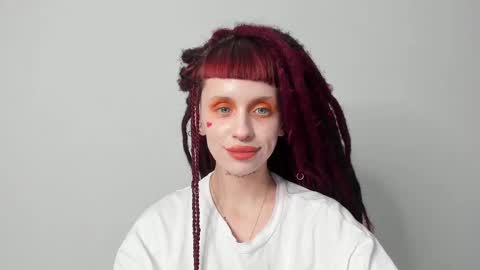 Flower online show from March 2, 2025, 6:30 pm