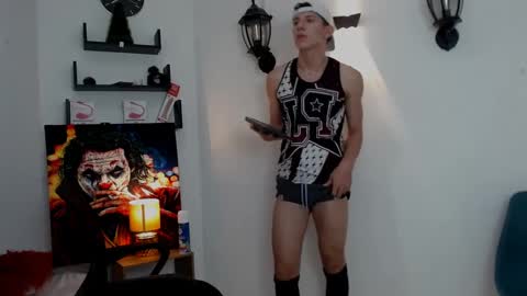 flowers109 online show from January 18, 2025, 8:40 pm