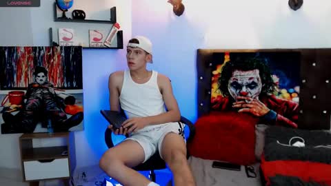 flowers109 online show from February 26, 2025, 10:53 pm