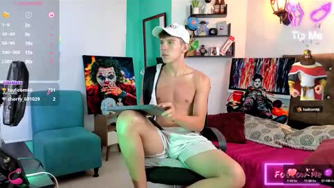 flowers109 online show from October 14, 2025, 11:38 pm