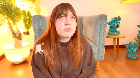  FLUFFY BUBBLE  online show from November 5, 2025, 3:17 am