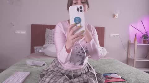 Fluffy and Krut online show from February 9, 2025, 10:09 am