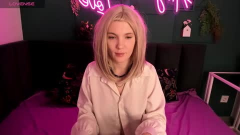 Monica online show from March 3, 2025, 7:32 am