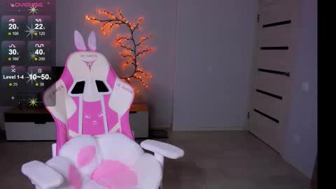 Rose online show from October 2, 2025, 12:01 pm