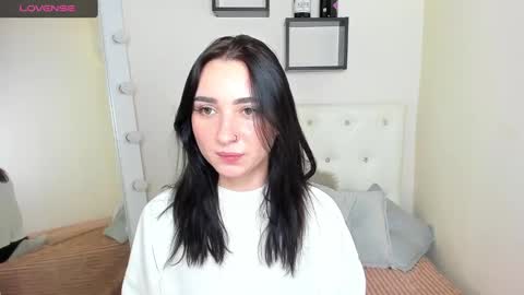 Lina online show from January 19, 2025, 11:21 pm