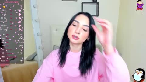 Lina online show from March 10, 2025, 11:38 pm