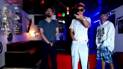 flyckers online show from April 21, 2026, 8:23 pm