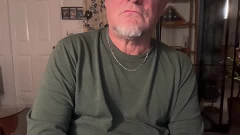 Snapshot of fnkywht60smthng_ chatting on February 17, 2026, 5:48 am fnkywht60smthng_ online show from February 17, 2026, 5:48 am