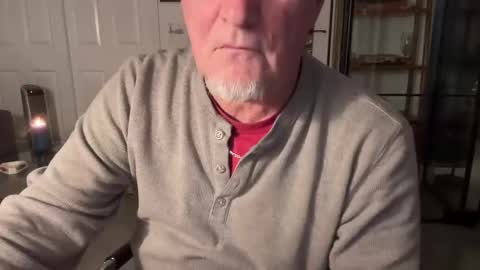 Snapshot of fnkywht60smthng_ chatting on February 18, 2026, 2:40 am fnkywht60smthng_ online show from February 18, 2026, 2:40 am