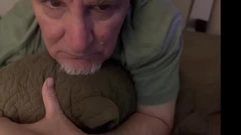 Snapshot of fnkywht60smthng_ chatting on March 1, 2026, 7:32 am fnkywht60smthng_ online show from March 1, 2026, 7:32 am