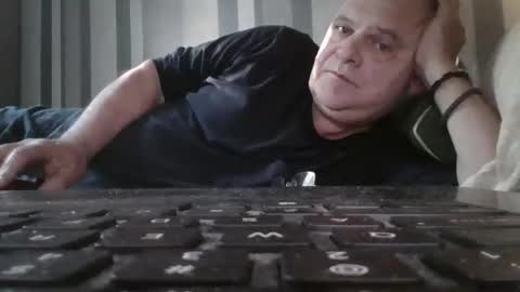 fofodi online show from November 12, 2025, 11:21 am