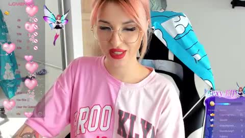 folinskaayaa online show from March 6, 2025, 8:08 am