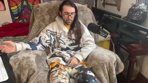 Chris online show from January 5, 2025, 8:42 pm