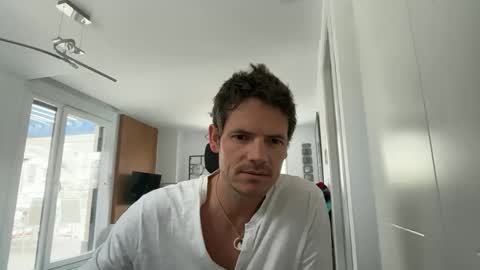 NutBuster online show from April 23, 2026, 12:04 pm