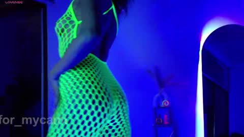 Snapshot of for_mycami chatting on June 1, 2026, 12:23 am for_mycami online show from June 1, 2026, 12:23 am