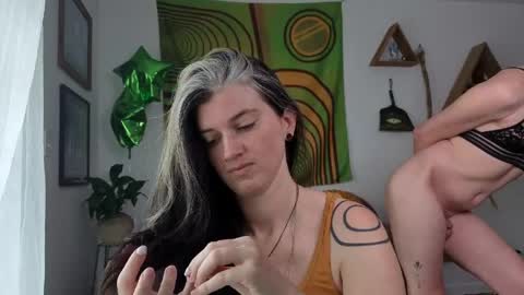 forestdarling online show from April 21, 2026, 4:34 pm