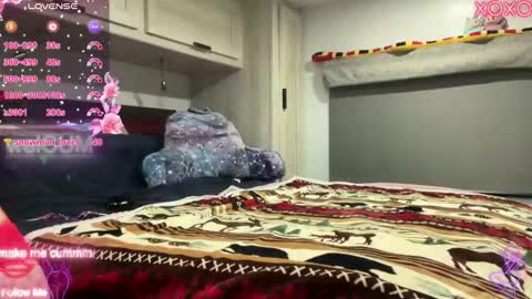 Elaine online show from October 13, 2025, 11:16 pm