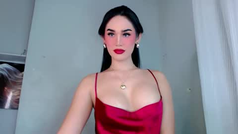 KHATRINA STACIE MARIE online show from October 16, 2025, 4:35 am