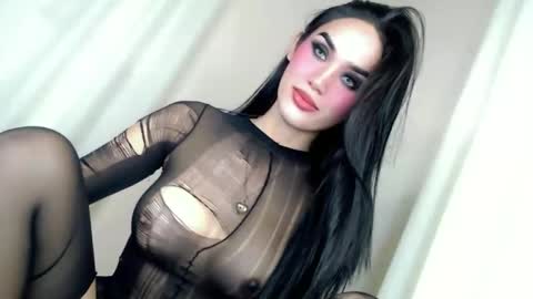 Snapshot of forget_me_not69 chatting on May 27, 2026, 1:24 am KHATRINA STACIE MARIE online show from May 27, 2026, 1:24 am